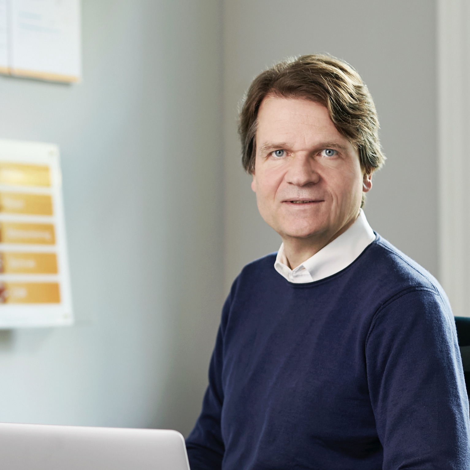 Uwe Henning – CRM und Kundenbindung – Kundenzufriedenheit durch Customer-Relations-Management für Medien, Verlage und andere Branchen